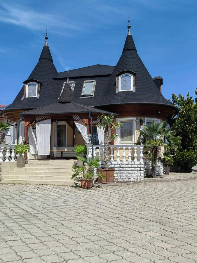 Kastely Villa Keszthely Exterior photo